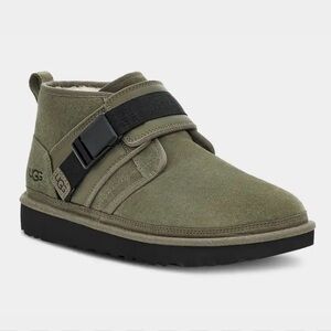 UGG Neumel SnapBack